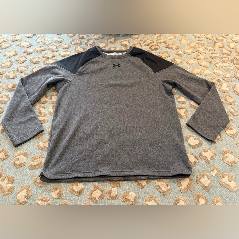 Under Armour Men's Charcoal and Black Cold Gear Sweatshirt